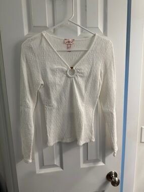 White Long-Sleeve Textured Top with Front Ring Detail